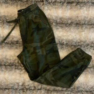 Juniors Hollister Drawstring Elastic Camouflage Cargo Jogger